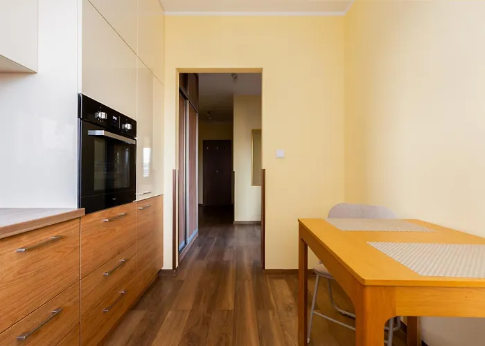 Walowa Homely By Bookinghost